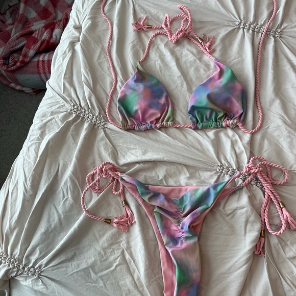 Thong Bikini Bundle - Medium - Picture 5 of 11